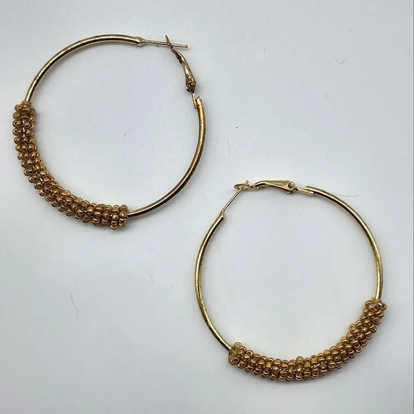 NWOT Bronze Beaded Gold Tone Metal Hoop Earrings - Picture 1 of 5
